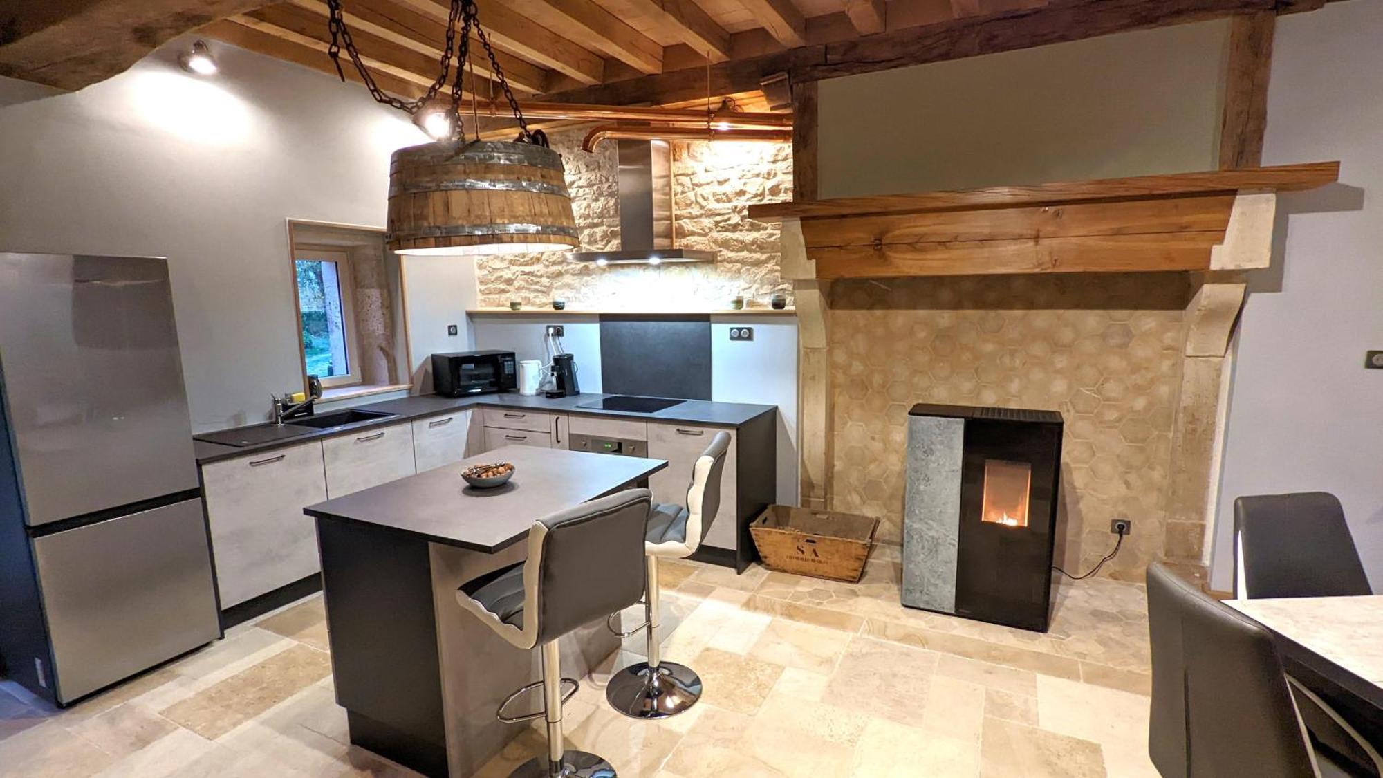 La Ferme Du Chateau Beire-le-Chatel Exterior photo
